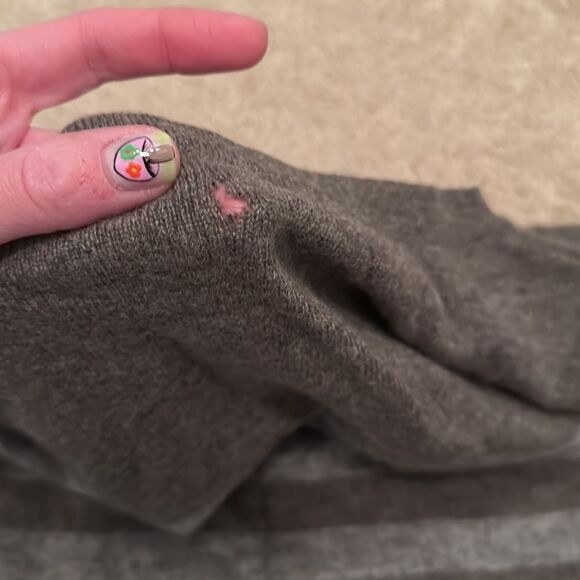 Blossom Cashmere Small Sweater  - Picture 5 of 5